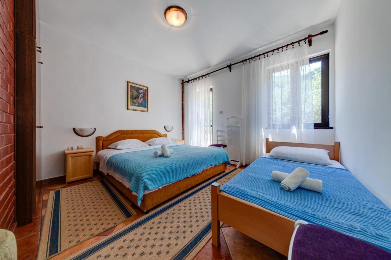 Olive Garden Apartments Sveti Stefan Exterior foto
