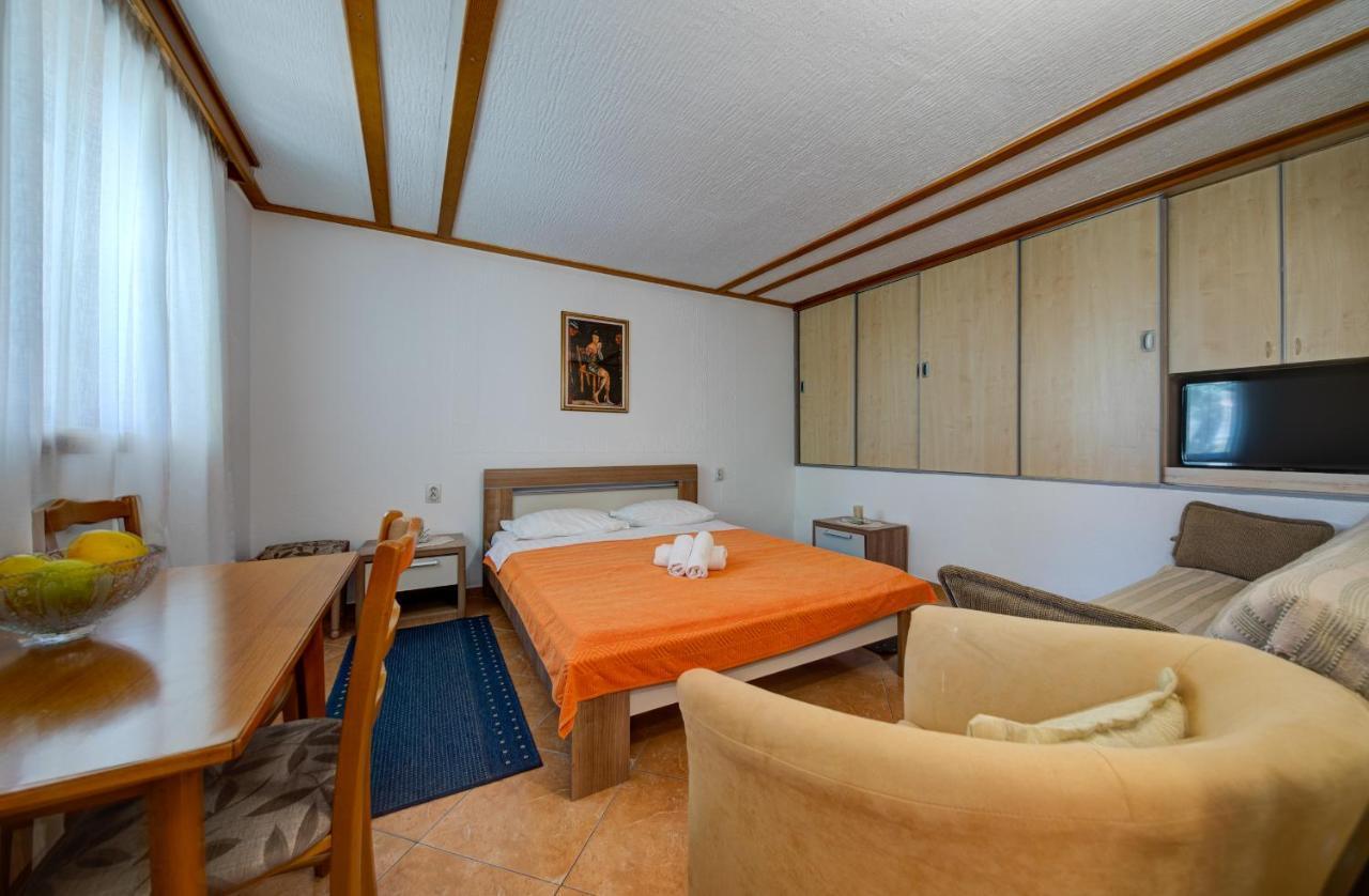 Olive Garden Apartments Sveti Stefan Exterior foto